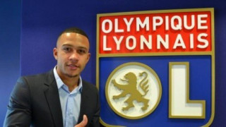 Πήρε Ντεπάι από                       την Γιουνάιτεντ η Λιόν