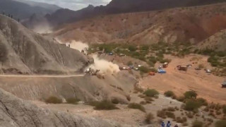 Τρομακτικό ατύχημα του Κάρλος Σάινθ στο Ράλι Ντακάρ (vid)