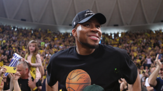 Αντετοκούνμπο: «Πιστεύω ότι μπορούμε να αφήσουμε κάτι πίσω στην κοινωνία»