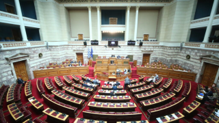 Καμιά επίπτωση για τους 13 «γαλάζιους» βουλευτές: Παραμένουν στα ψηφοδέλτια