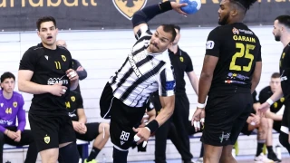 Κάλεσμα Σεμπίμπ για ΠΑΟΚ-ΑΕΚ: «Στο γήπεδό μας παίζουμε διαφορετικά...»