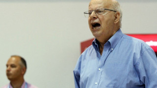 Το εθνικό ατόπημα                          του Βασιλακόπουλου