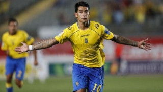 Έρχεται στην               ΑΕΚ                           ο Αραούχο!