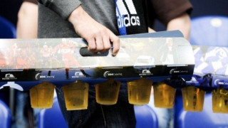 Σάλκε: Διαμαρτυρίες των οπαδών για την αύξηση στην τιμή της μπύρας!