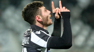 Αβανταδόροι   «παλτών»    και   νεκροθάφτες ταλέντων