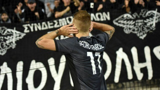 Πάρτι με                              σάμπα και Ενρίκε