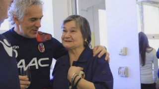 Το συγκινητικό αντίο της Μπολόνια στην Άντζελα (vid)