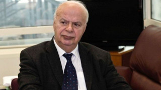 Μάλλον έχει                      δίκιο ο Βασιλακόπουλος