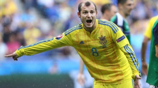 Στην Ισπανία νεοναζί, στην Ουκρανία τιμημένος πατριώτης!