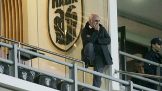 Κατέβηκε                   στα αποδυτήρια ο Σαββίδης!