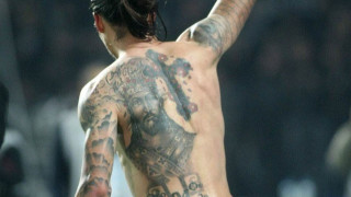 Επαναστάτες                 με…               αιτία!!!