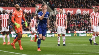 Βάφεται… μπλε ο τίτλος στην Αγγλία              (vid)