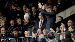 Το «Καλδερόν»                              αποθέωσε τον Τόρες (pic)