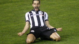 «Μη μου ξυπνάς το  παρελθόν, μη μου μιλάς θλιμμένα.»