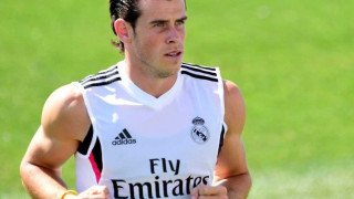 Ο Μπέϊλ πάτησε θαυμάστρια του με το αμάξι! (video)