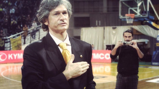 Η παρέα έκαψε και τον Παπαγεωργίου 