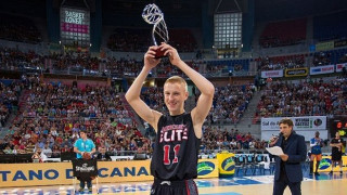 He did it again! (videos) 