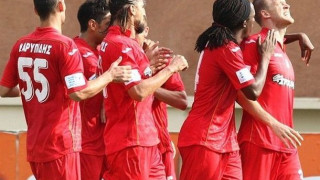 Χωρίς τρεις στη Νέα Σμύρνη