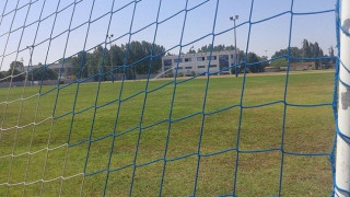 Τροχοπέδη τα χρέη για τη Μίκρα