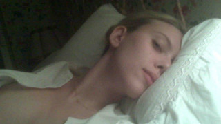 ΣΚΑΝΔΑΛΟ ΧΟΛΙΓΟΥΝΤ! Σκάρλετ Γιόχανσον σε νέες αποκαλύψεις (pics)