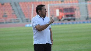 «Τρίβει τα χέρια του» ο Παπαδόπουλος