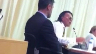 "Σκάσε μωρή" η ατάκα του Ψινάκη σε δημοτική σύμβουλο