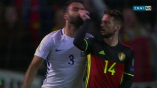 ΑΠΙΣΤΕΥΤΟΣ Μέρτενς, σκάλιζε τη μύτη του... Τζαβέλλα (video)