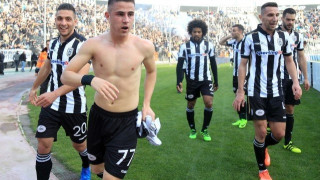 Γλύτωσε        γκρίνια         και      εσωστρέφεια