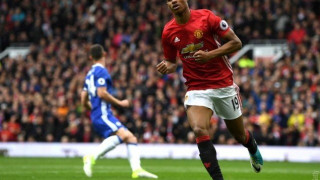 Κυρίαρχη η           Γιουνάιτεντ, «φωτιά» η κορυφή!