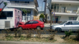 Θεσσαλονίκη: Ι.Χ. συγκρούστηκε με λεωφορείο του ΟΑΣΘ στις Συκιές