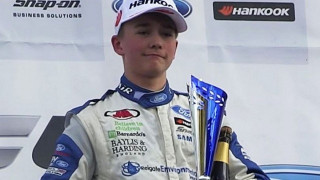 ΣΟΚ! 17χρονος πιλότος έχασε και τα δύο του  πόδια!