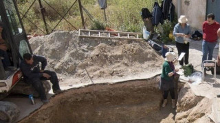 Ανακαλύφθηκε μυκηναϊκός τάφος στη                  Σαλαμίνα