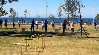 Έπαιξαν Survivor σε πάρκο της    Θεσσαλονίκης (vid)
