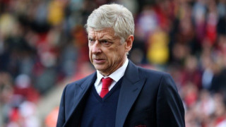 Έφαγε... άκυρο και από τον Λακαζέτ ο          Βενγκέρ