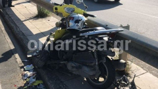 Λάρισα: Νεκρός 29χρονος διανομέας μετά από σύγκρουση με φορτηγό (ΦΩΤΟ)