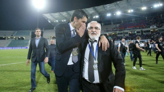 Της Κακομοίρας: Ιβάν ή τον        κρατάς ή τα σκας