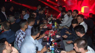 ΦΩΤΟΡΕΠΟΡΤΑΖ: Το γλέντι του Μακεδονικού στα μπουζούκια! (pics)