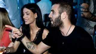 Οι καλλονές που συνόδευσαν τους παίκτες του ΠAO στα μπουζούκια