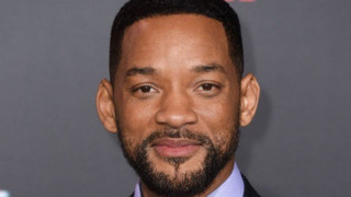 Ο Γουίλ Σμιθ μάζεψε σκουπίδια σε ελληνική παραλία! (ΦΩΤΟ)