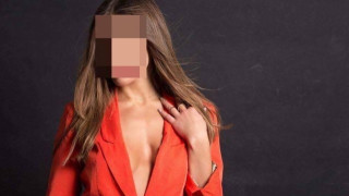 Mε μαύρη ζώνη στο καράτε Ελληνίδα τραγουδίστρια (pics)