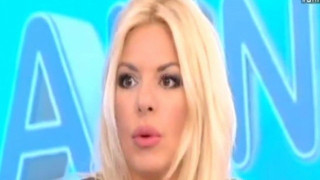 Σοκαρίστηκε η Πάνια με την καλεσμένης της: Έκανα πρώτη φορά σ*ξ στα 55
