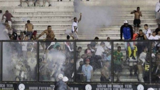 Φοβερά επεισόδια στο Βάσκο - Φλαμένγκο με έναν νεκρό (vid)