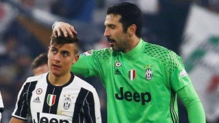 Μπουφόν: «Κανείς δεν αξίζει τη φανέλα με το ''10'' όσο ο Ντιμπάλα»