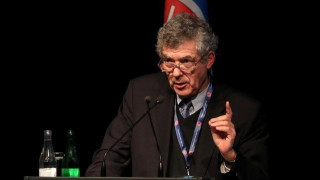 Παραιτήθηκε από την UEFA    ο προφυλακισμένος Βιγιάρ