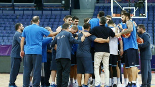 Το    διαιτητικό    τρίο     του     Φινλανδία-Ελλάδα