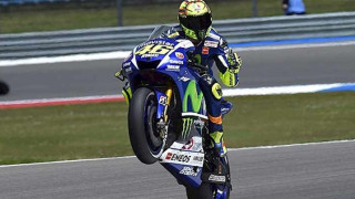 Σοκαριστικό ατύχημα στο warm up του Moto GP για Φόλγκερ (video)