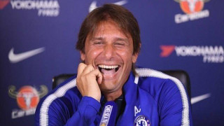 Γέλασε με την ψυχή του ο Κόντε όταν ρωτήθηκε για τον Ντιέγκο Κόστα!