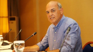 Τι περιμένουν φίλοι και       εχθροί από τον Γραμμένο