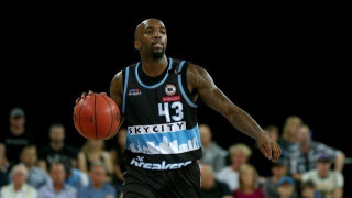 Η τετράδα ετοιμάζεται για την                                   Ελλάδα