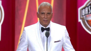 Περπατώντας                          στα χνάρια του